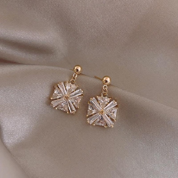 Jewelry - 3 for $30 Snow Fractal Earrings